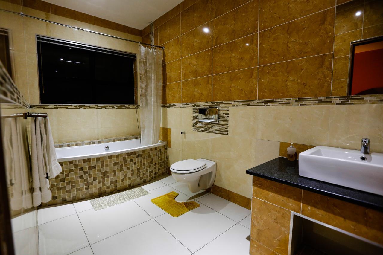 Grand View B&B Йоханнесбург Экстерьер фото